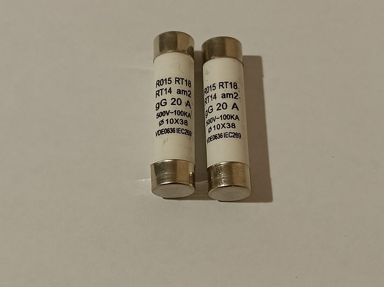 Керамічний запобіжник R015 500V 20А (Ø10×38 мм)